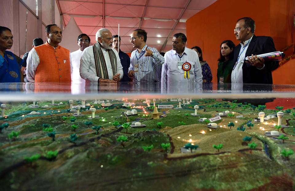 CMOGuj's tweet photo. PM Shri @narendramodi dedicated Rs.552-Cr Vatrak-Mazum-Meshwo reservoir based water supply scheme at Modasa to ensure adequate water supply https://t.co/vFLT3i8CQH