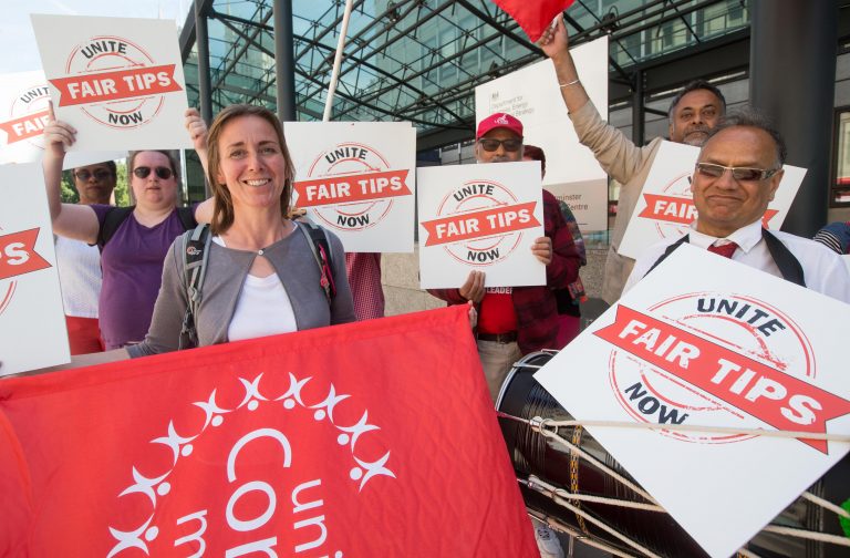 The_TUC's tweet image. A year after government promised to investigate tip scams, wait staff are still waiting. @unitetheunion want action: unitelive.org/why-are-we-wai…