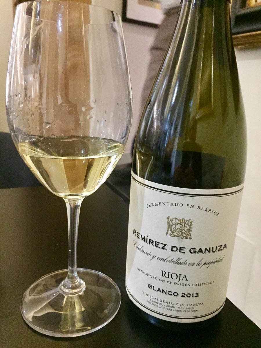 Bonbibendum's tweet photo. Un vino que fue a más. Me gustó. @RdGwineStore https://t.co/OQQj6hWz9F