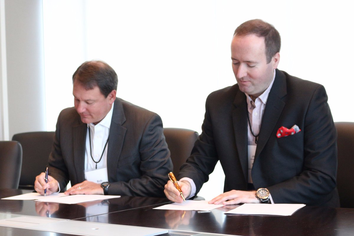 SouthernPowerCo's tweet photo. BREAKING: #SouthernPower &amp; @wartsilacorp sign agreement to develop 2 flexible #gas #power plant projects in #US >> https://t.co/d0gWnHf4e0 https://t.co/LUwXfegF8L