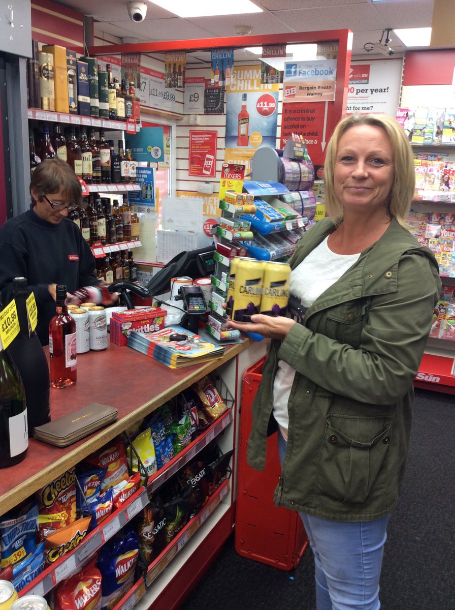 PowerforceMCD1's tweet photo. Another very happy customer choosing Carling Black Fruit Cider as her preferred choice of drink this weekend @BargainBooze @PowerforceMCNSM https://t.co/F04Md92Uph