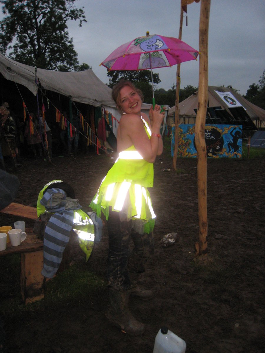 <a href="/raygeorgeson/">Ray Georgeson ♻️🌍</a> @KarenCannard <a href="/lucysiegle/">lucy siegle</a> <a href="/liviafirth/">Livia Firth, MBE</a> <a href="/RecyclerLee/">Lee Marshall</a> Ha! I knew I had these somewhere! Behold my recycled hi-vis outfit for Glasto '07, handmade by design genius <a href="/sscolson/">Sarah Colson</a> 🤪