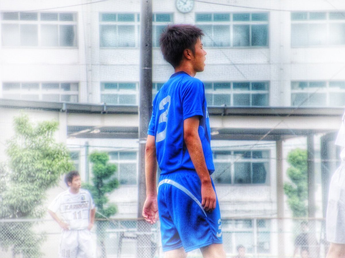 storymnm's tweet photo. ✔️'17 Pick UP Player 48
👉広島工大高 DF 3加古山春佳

的確な判断の潰しと落ち着いた１対１の対応で、守備に安定感をもたらすCB！セットプレーでも高さをみせた。
チャレンジ＆カバーが徹底された竹本弘樹とのコンビも素晴らしい。
#広島工大高 #加古山春佳 https://t.co/8HMIMhy2sk