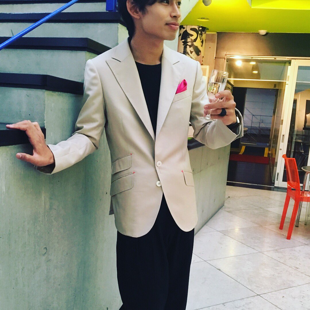 エスモードジャポン メンズテーラードジャケットが完成 Super Esmodtokyo Fashionschool Mensjacket エスモード東京校 メンズクラス 桜井優太 エスモードジャポン メンズテーラードジャケットが完成 Super Esmodtokyo Fashionschool Mensjacket エスモード東京校 メンズクラス 桜井優太