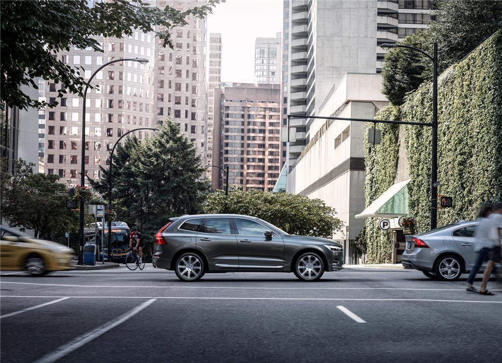 Surauto_Volvo's tweet photo. Volvo, la conducción segura.
Feliz fin de semana!
#Surauto #Volvo #JerezFra #Tecvolución https://t.co/eXaDMRLjnV