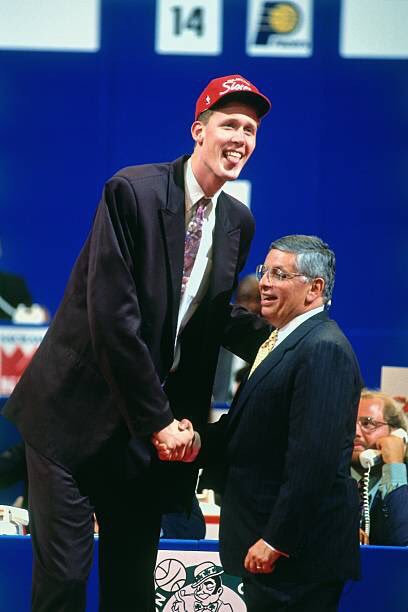 Do you consider Shawn Bradley to have been an NBA draft bust? - Quora