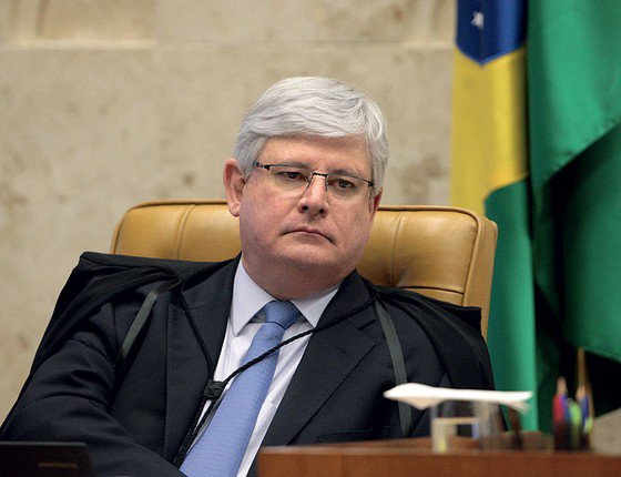 RevistaEpoca's tweet image. Procuradores da Lava Jato ameaçam abandonar os cargos se Raquel Dodge assumir chefia do MPF  glo.bo/2u6laRk