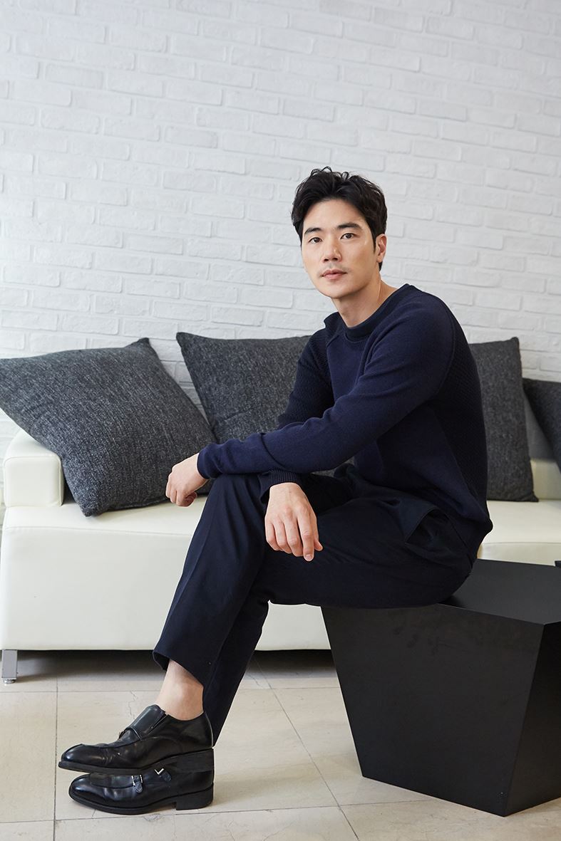 DDkY7-0VwAAI6hq.jpg:large