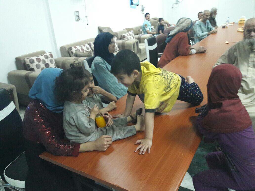 IraqiSecurity's tweet photo. Great news as #Iraq's armed forces liberate dozens of hostages (including Christians &amp; Yezidis) from a Da'ish prison in central #Mosul. https://t.co/vDtSrylvK2