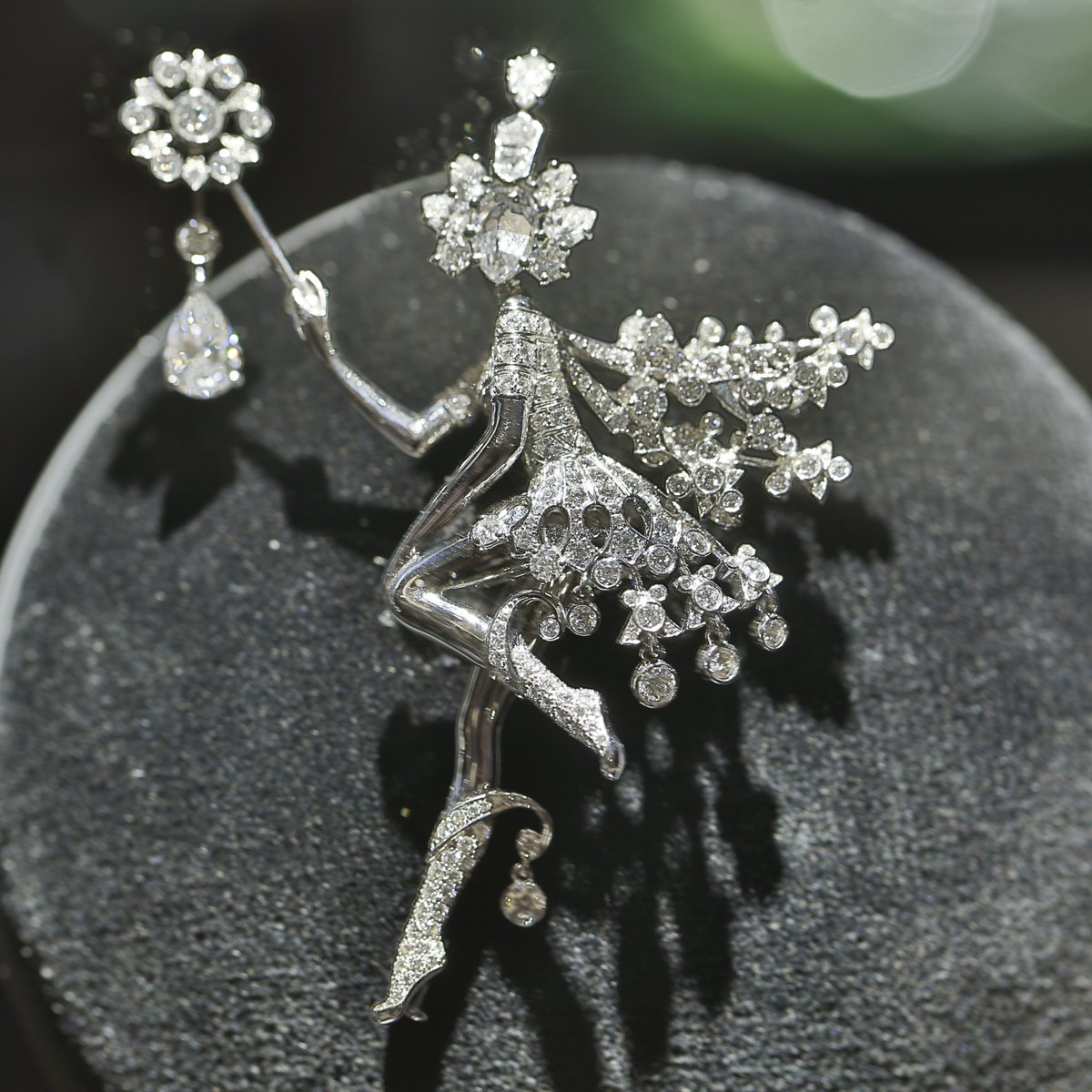 Van Cleef & Arpels is delighted to display the Automate Fée Ondine, alo...