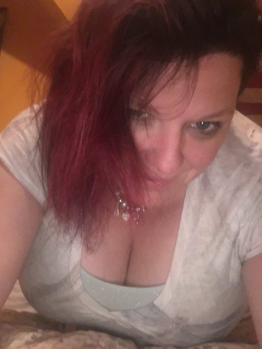Hope everyone is having a great Friday and a fun weekend https://t.co/KkM7GXjYVo<a href="/tag/tittytuesday"class="tags"><span>#tittytuesday</span></a>