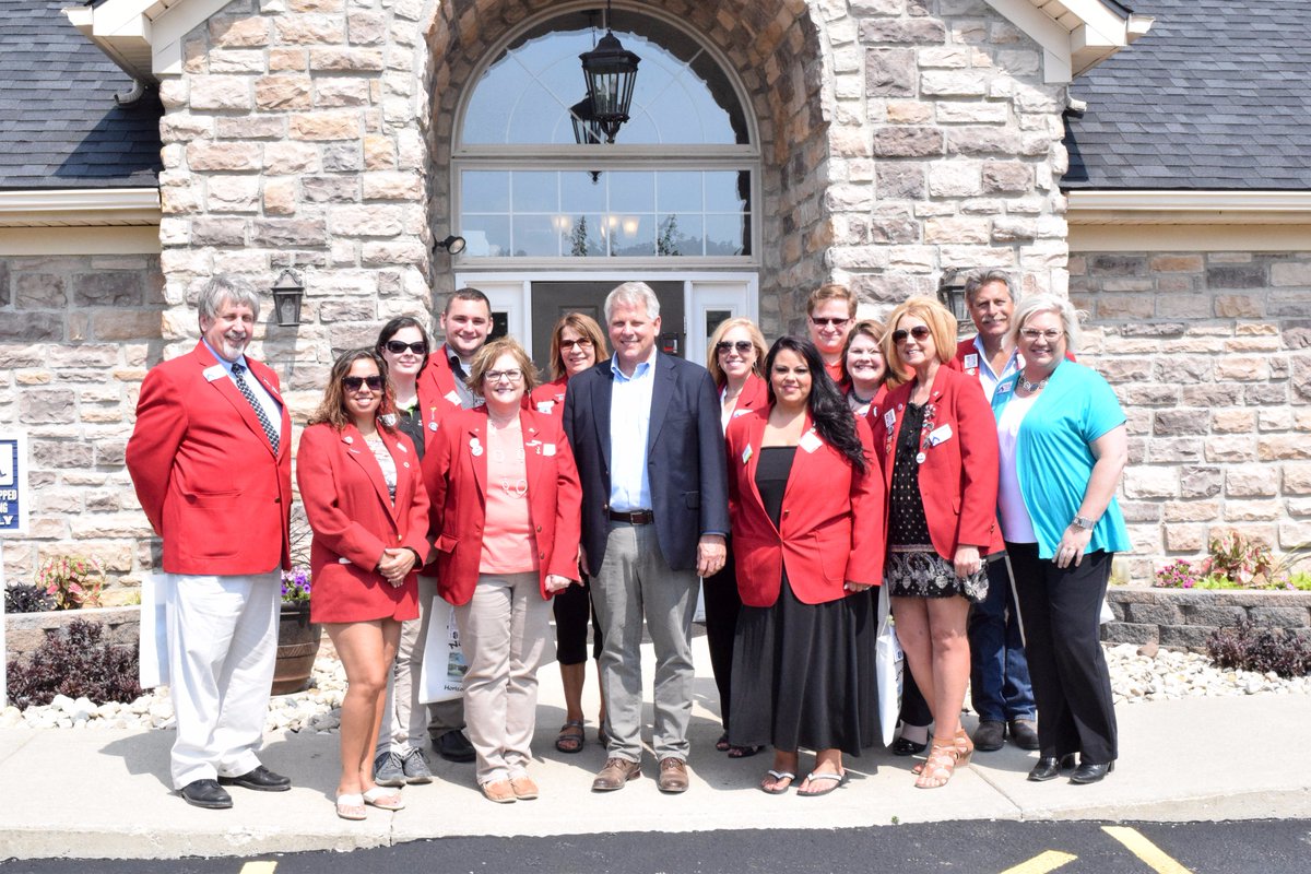 FndlyHanChamber's tweet photo. Our #ChamberRedCoats attended the Hard Hat Ceremony for Horizon Point Villas. #FHChamber #housing #Findlay https://t.co/imZ3aykXDr