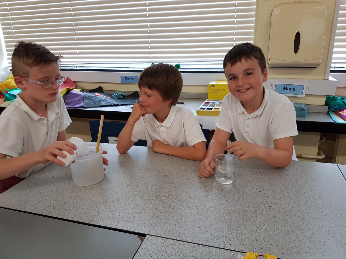 MissEFoote's tweet photo. More slime making! @newbarns1 https://t.co/Xw98chpTIA