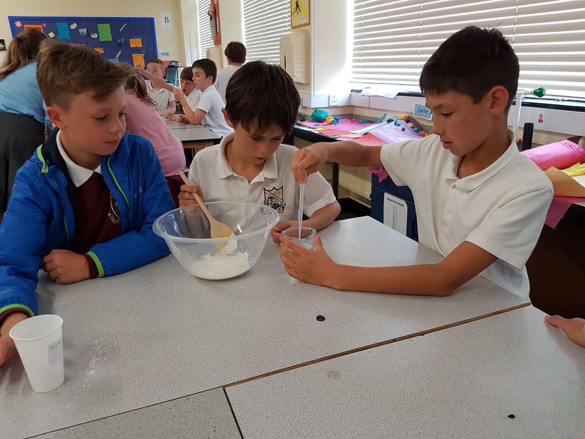 MissEFoote's tweet photo. More slime making! @newbarns1 https://t.co/Xw98chpTIA