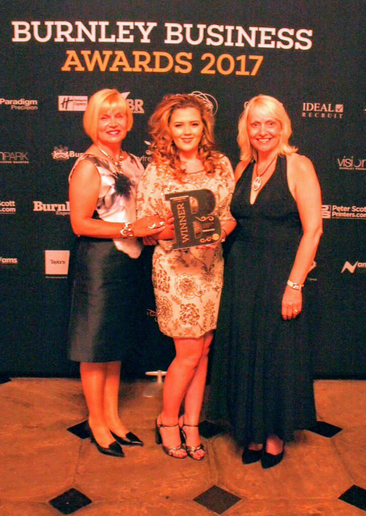 PanazFabrics's tweet photo. Proud to be the winner of the International Business of the
Year at the Burnley Business Awards 2017 #BBAW17 https://t.co/d5PipwdFT0 https://t.co/N34dP1rLQS