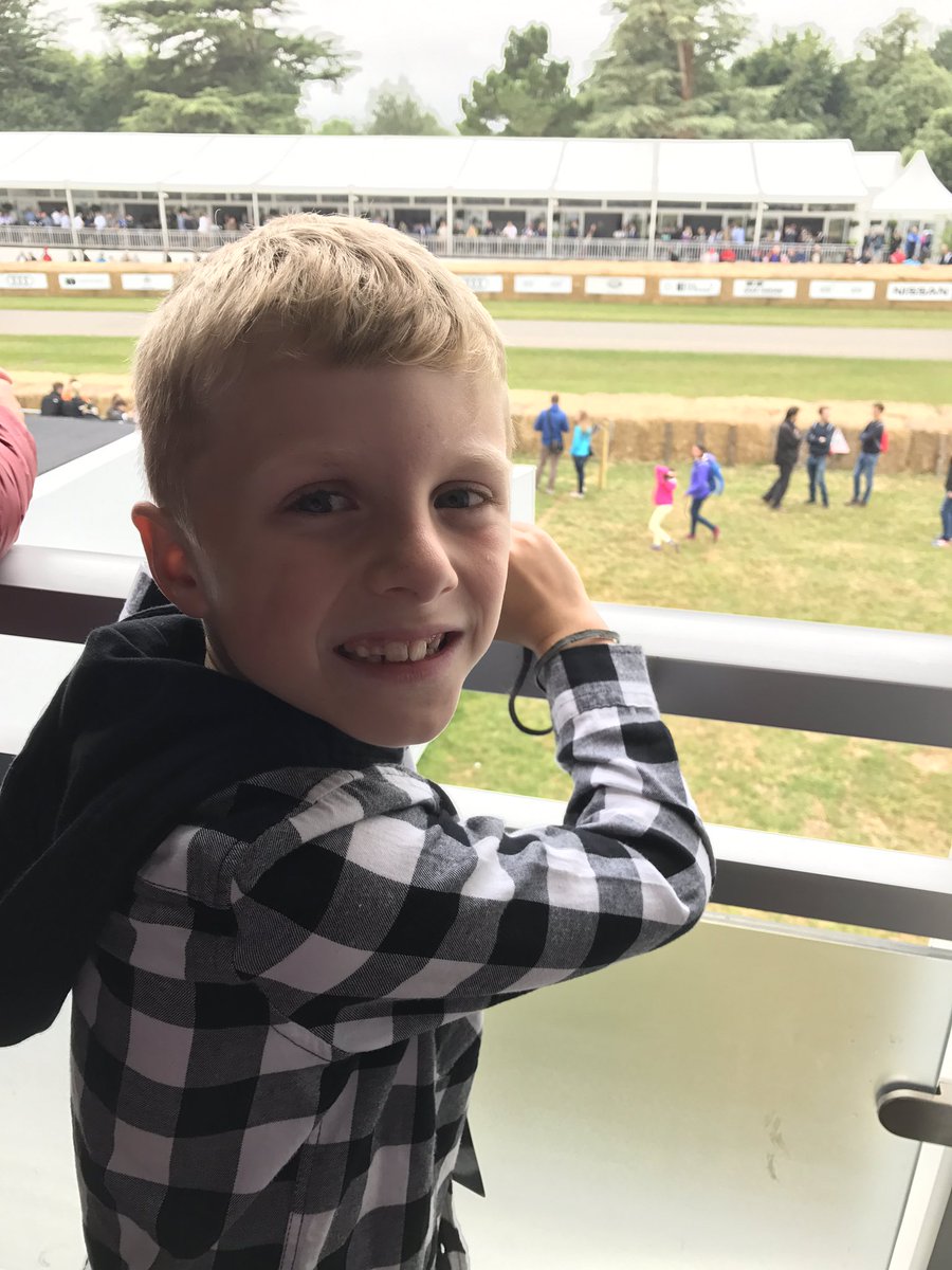 theseochap's tweet image. @MastercardUK @fosgoodwood #InOverdrive loving the show! Thanks for the glasses @Honda_UK