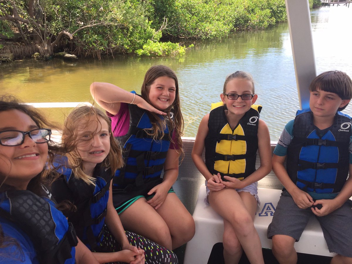 ProStudentsUSA's tweet photo. Took a boat ride on the IR Lagoon yesterday. Hot, but fun! https://t.co/GJMl9ieAjd