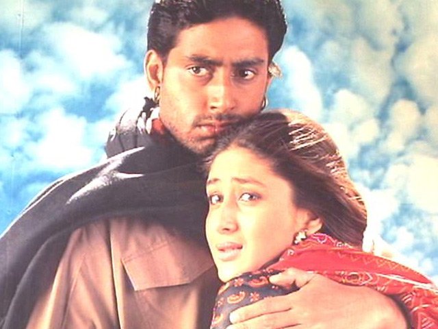 BachchanJrFC's tweet photo. โZindagi bas ek safar hai, sacha ghar toh sabka ek hi hai upar waale kaโ #17YearsofRefugee https://t.co/LX7sKWsxaX