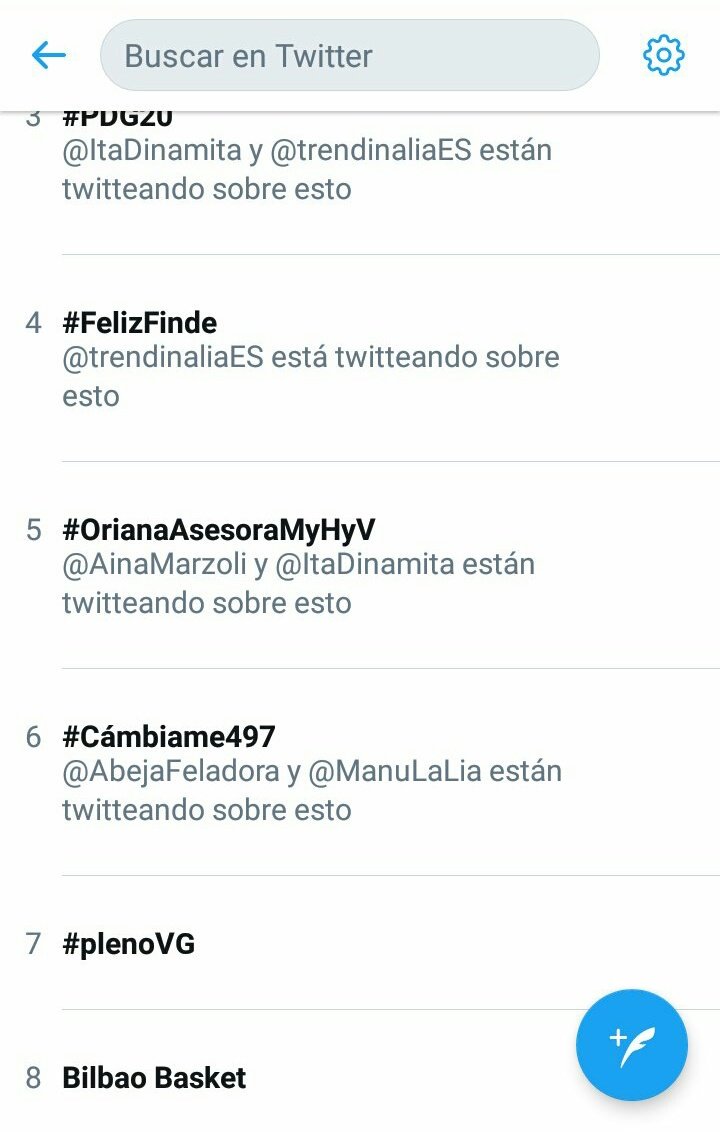 Orianam123's tweet photo. Esta es nuestra forma de darte la enhorabuena por tu nuevo proyecto te mereces eso y mucho más 👸💜 te queremos #OrianaAsesoraMyHyV https://t.co/E4GSlc9pOe