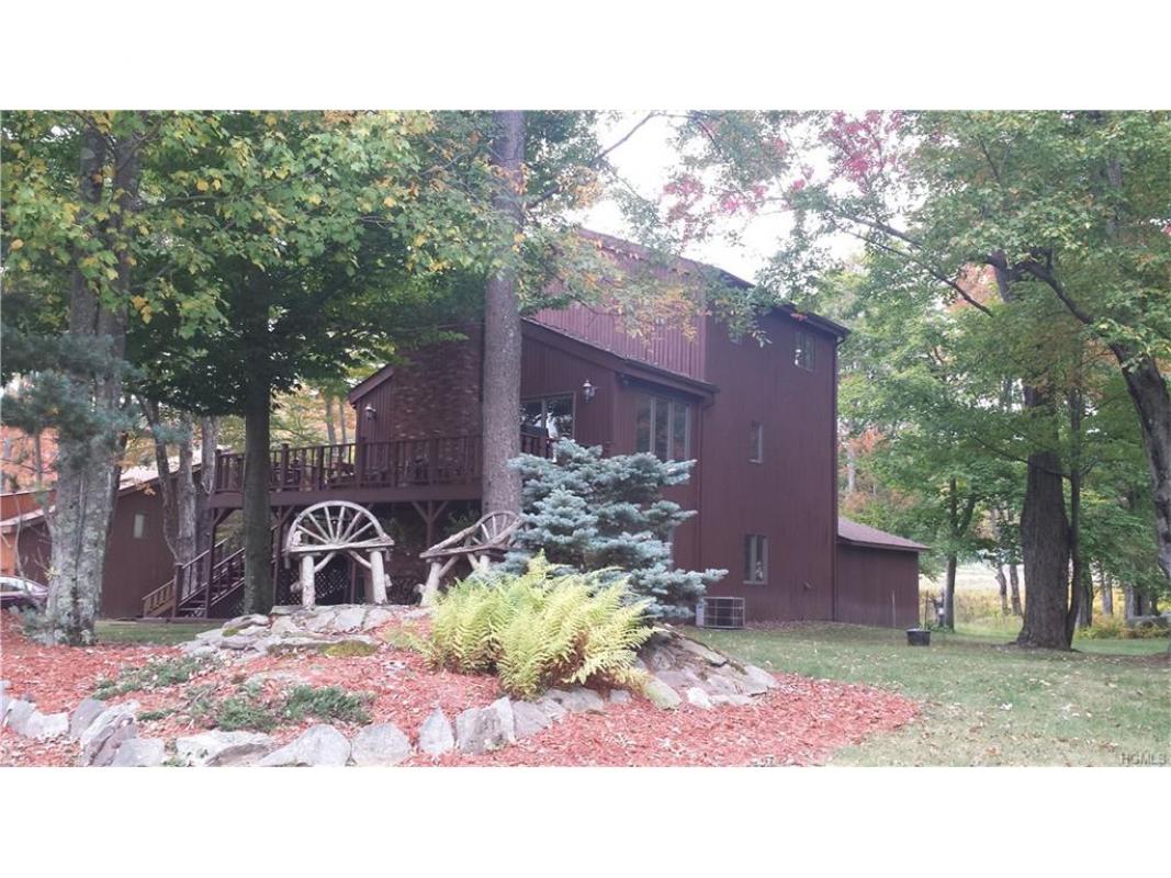 Adamshomesales's tweet photo. I would love to show you my #listing at 49   Lena Road #Forestburgh #NY  #realestate https://t.co/oAm9ijXxI3 https://t.co/nLhL1z1ZB7