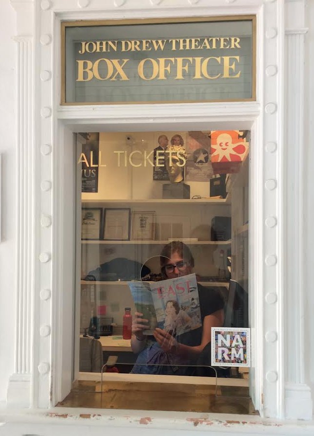 eastmagstar's tweet photo. "I'd rather be reading EAST!"
EAST ❤️ Guild Hall #ReadEAST #GuildHall https://t.co/7K6d8pkrU8