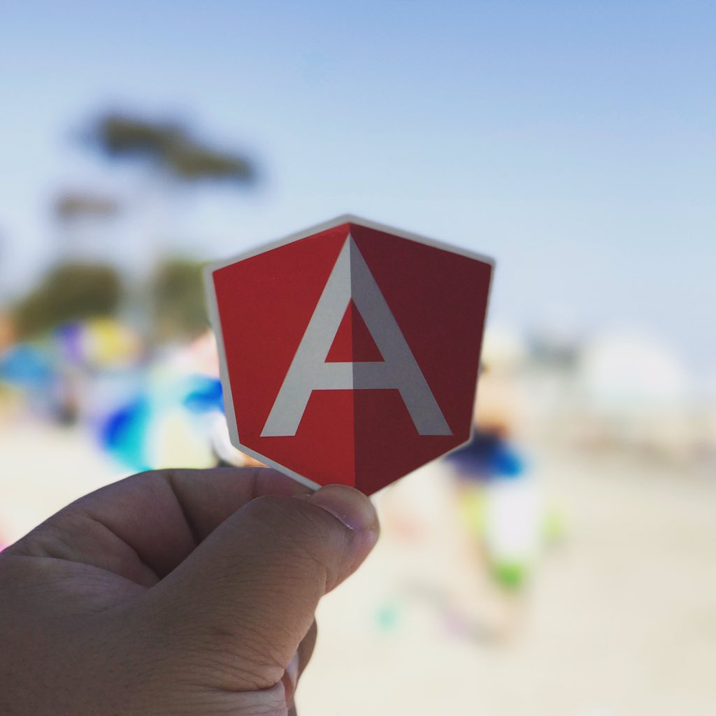 byteSwag's tweet photo. I have love and hate relationship with #2waybinding. #webdesign #webdeveloper #developers #reactjs #angular #html #css #byteswag https://t.co/SxDPj4WGSl