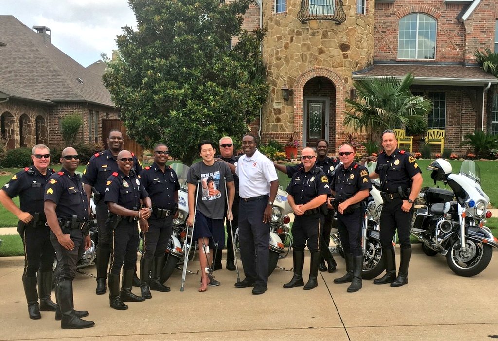 Thank you @DallasPD #MotorcycleRodeo 4 ur fundraising efforts for #WilliamAn at the #TxPoliceGames and WHAT A CHECK DELIVERY!!!!!