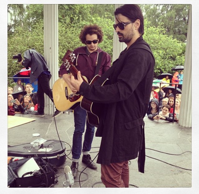 AngelsofPhoenix's tweet photo. #FBF Mars learning happy birthday in Norwegian for Jamie Reed! June 26,2103
#30STM #Echelon #JamieReed #TomoMilicevic #MarsOnTour #MarsIG https://t.co/LJ9l66fe2v