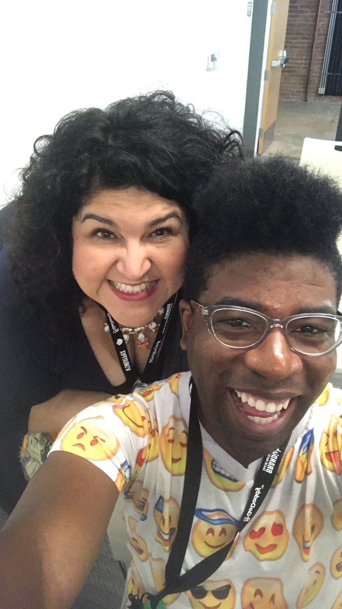 pjervis's tweet photo. Photo with @CraftyChica! She loved my shirt &amp; is set to make an #emoji bracelet for #EmojiDay in July. #SMDAYPHX #SMDAY https://t.co/muIuddJDoq
