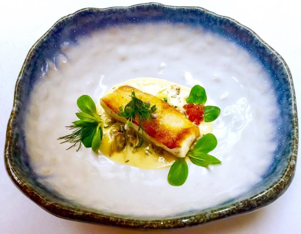ArtSchoolLpool's tweet photo. Chef @Porkyaskew's Cornish turbot, our current #FreshMarketFish option on our #MenuExcellence https://t.co/8iUmn8tyHq #FishFriday https://t.co/0tsCxjgGUY