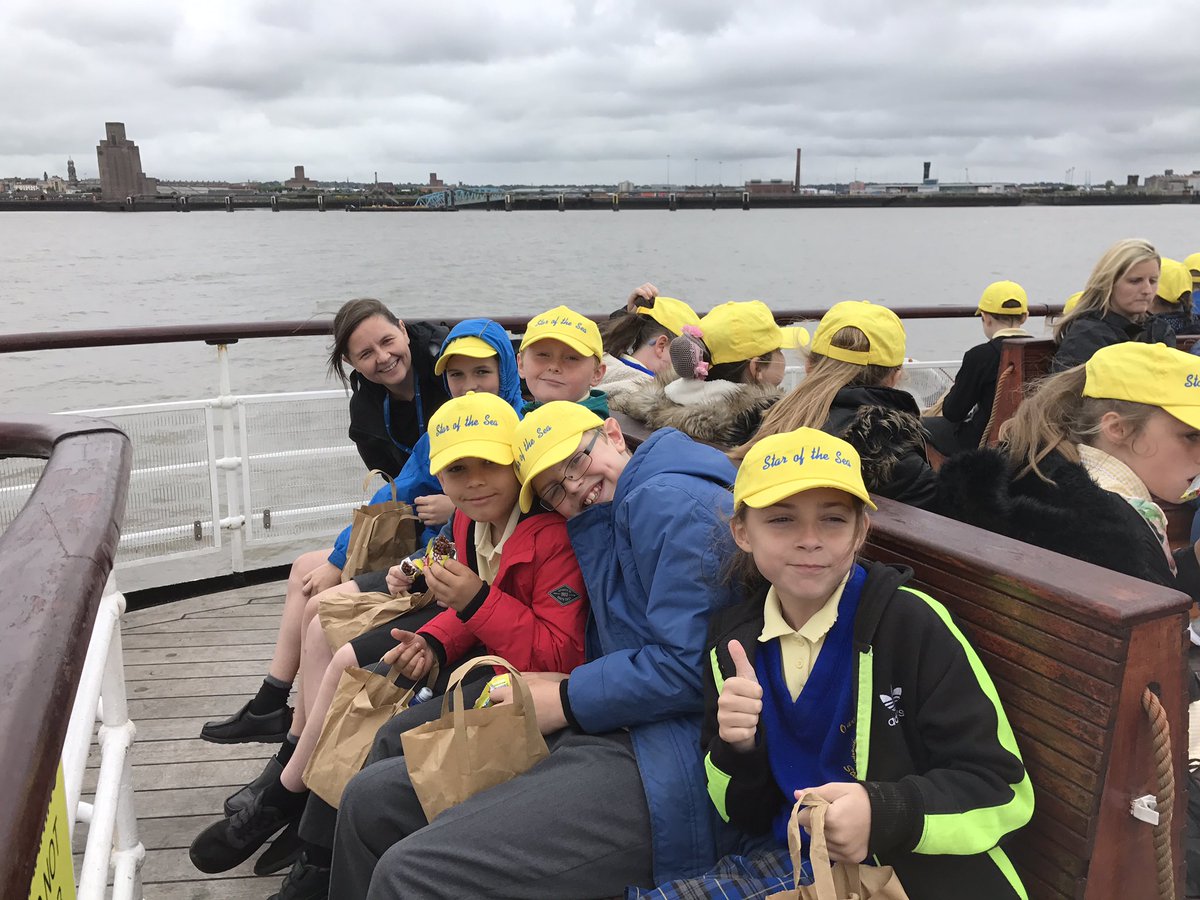 OLSSMissHahnel's tweet photo. Fun on the ferry! ⛴🚢⚓️@olssMrsJ @OurLadyStarSea https://t.co/bAhQ6Yvdu3
