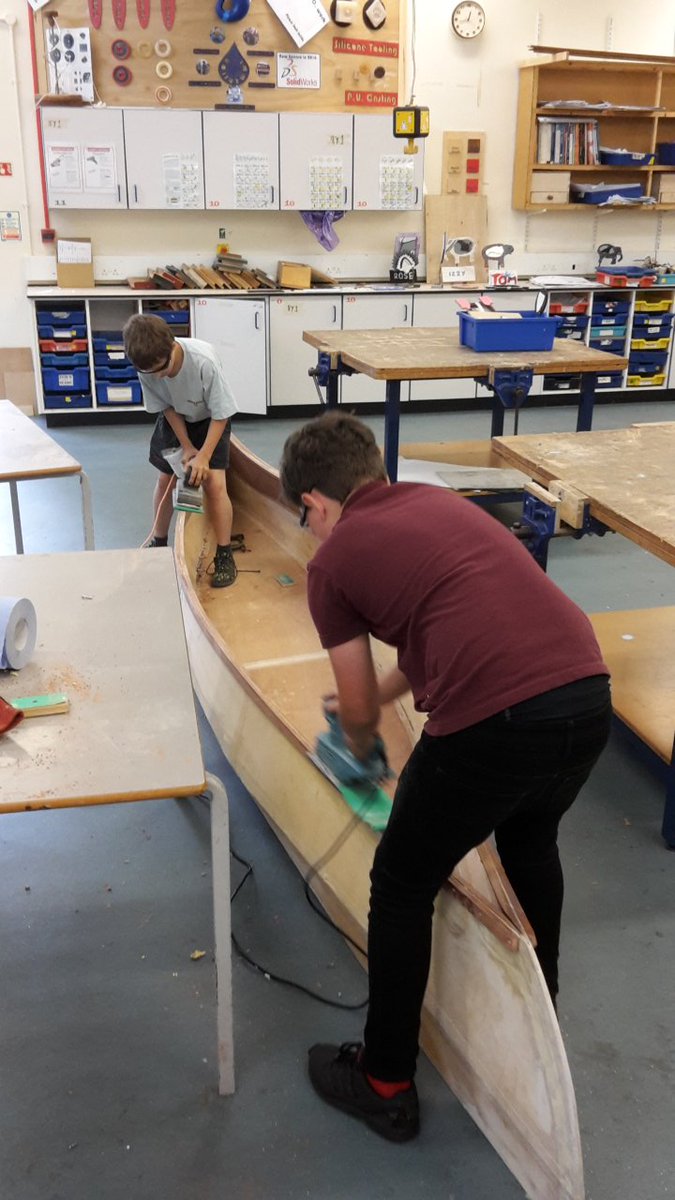 WyedeanDT's tweet photo. Year 7 helping to get #canoebuild ready for #creativityfestival https://t.co/deWqn3y04j