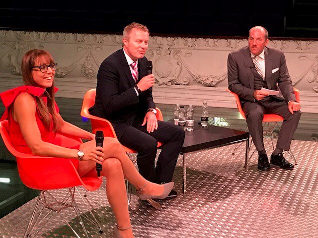 WYBizAndSkills's tweet photo. Great to launch #ExportExchangeUK a peer-to-peer network for #SMEs to share knowledge and tips #LetsTalkSellingOverseas @aqldotcom https://t.co/1Oha4FwnxL
