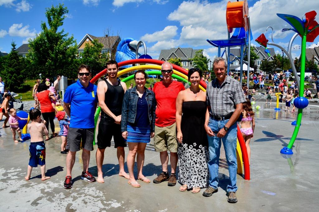 Inauguration des nouveaux jeux d'eau dans le plaisir <a href="/Ville_MSH/">Mont-Saint-Hilaire</a> ! Avec un équipement unique au Québec! vimeo.com/223670309
