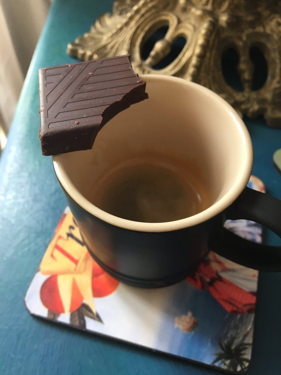 corinnesoprano's tweet photo. Espresso and dark chocolate warm-up. Bring on #ROHTraviata no 2. ☕️🍫💃🏻 https://t.co/WW2cU95Dcy