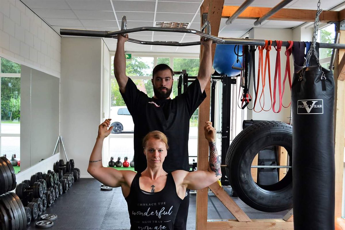 Winnaars van de #fitchallenge van de maand juni Mike Tjeerdsma &amp; Melanie Olsthoorn #fitboy #fitgirl #fitness #lemmer jacktc.com