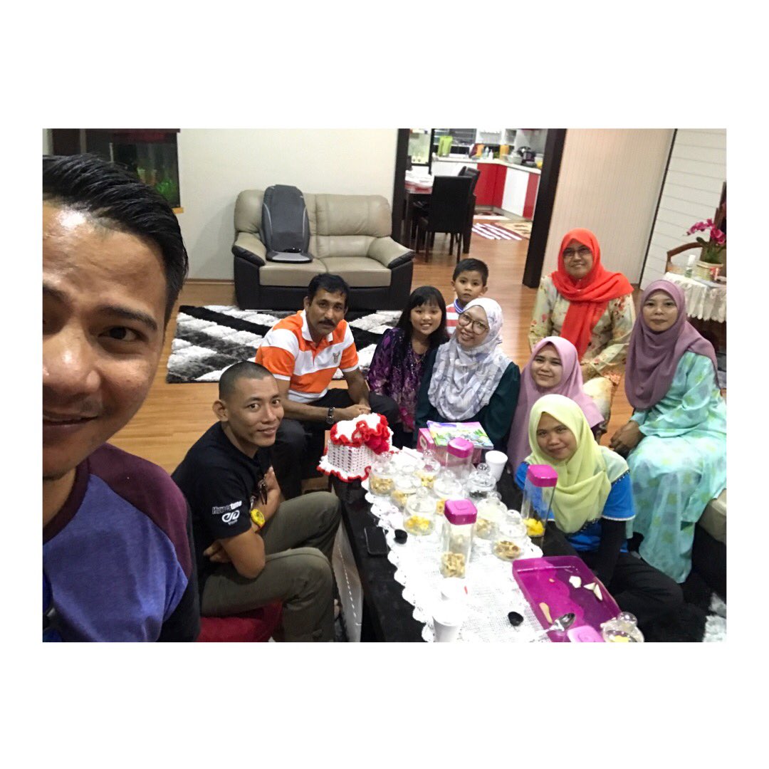 yanapopeye's tweet photo. #rayasakan #rayake6 - Rumah Cikgu Acu & Cikgu Rohimah https://t.co/glT9C397UF