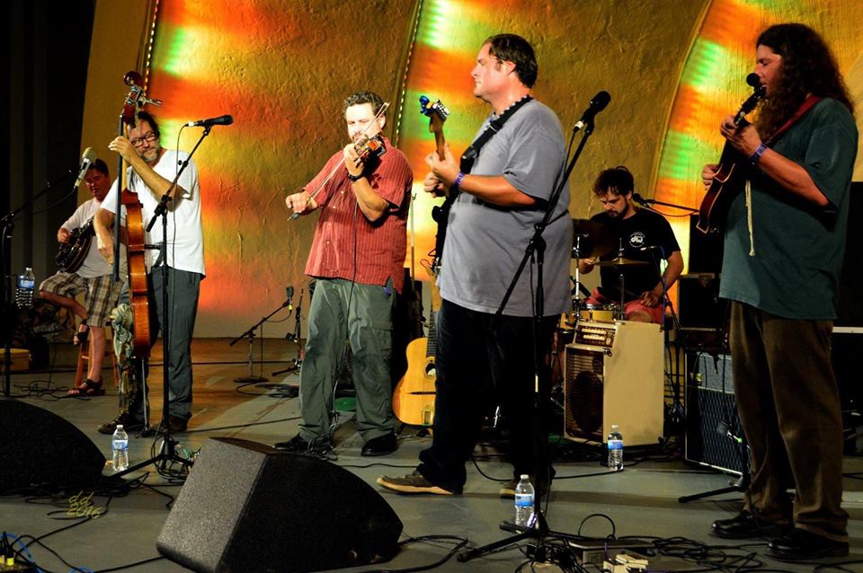 FourthBluff's tweet photo. Tonight's @FourthBluff Friday: #DevilTrain tunes 630-830pm & @CentralBBQ + @tapboxbeer on-site to get your holiday weekend started right! https://t.co/0d0NUsWQCN