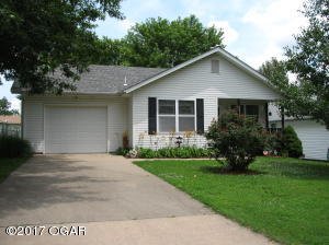 RealProAgency's tweet image. This cute new listing will not last long, check it out before it's gone!

flexmls.com/share/xQRa/301…