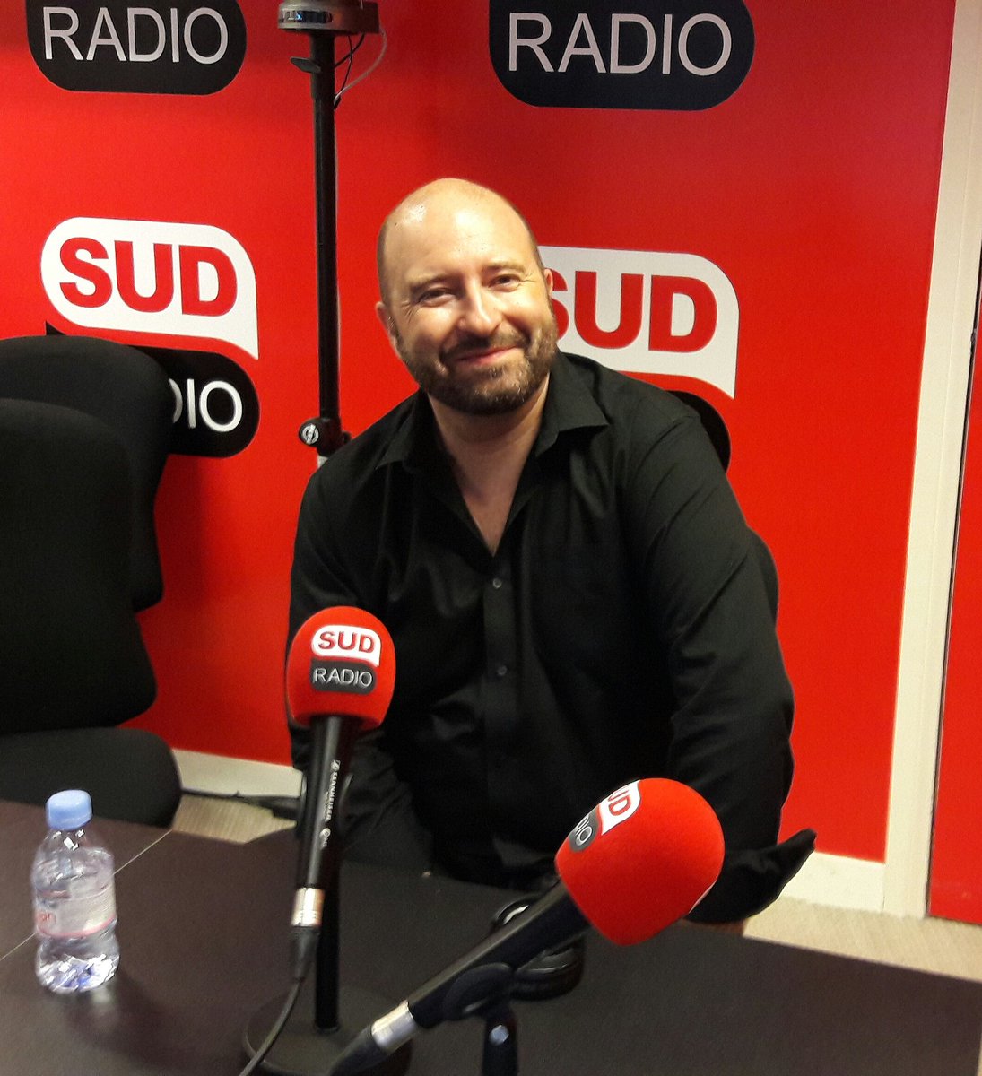 [RENDEZ-VOUS] On retrouve Xavier Fagnon dans 5 minutes en direct sur @sudradio #RDVPLACEGANDHI
