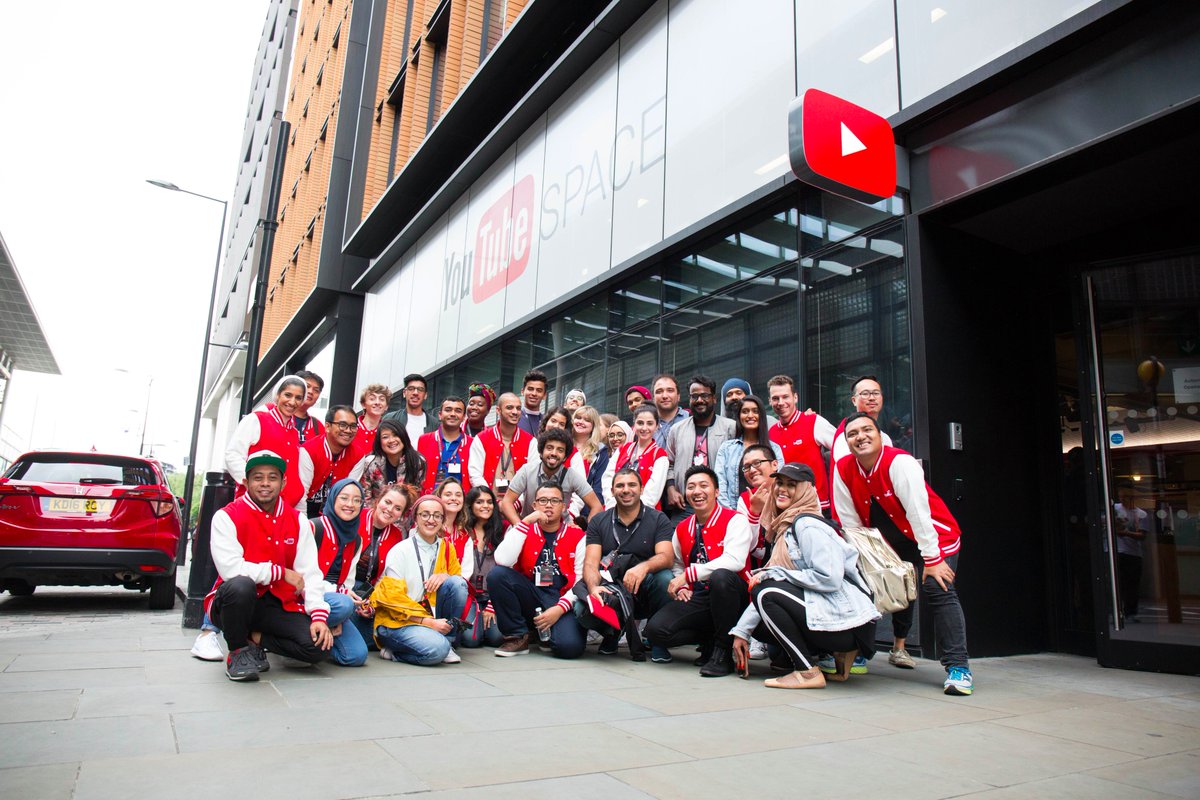 Keep your 👀 on this crew, they're using their voices to create a 🌎 where everyone can be heard! #CreatorsForChange

 goo.gl/JNwPNy