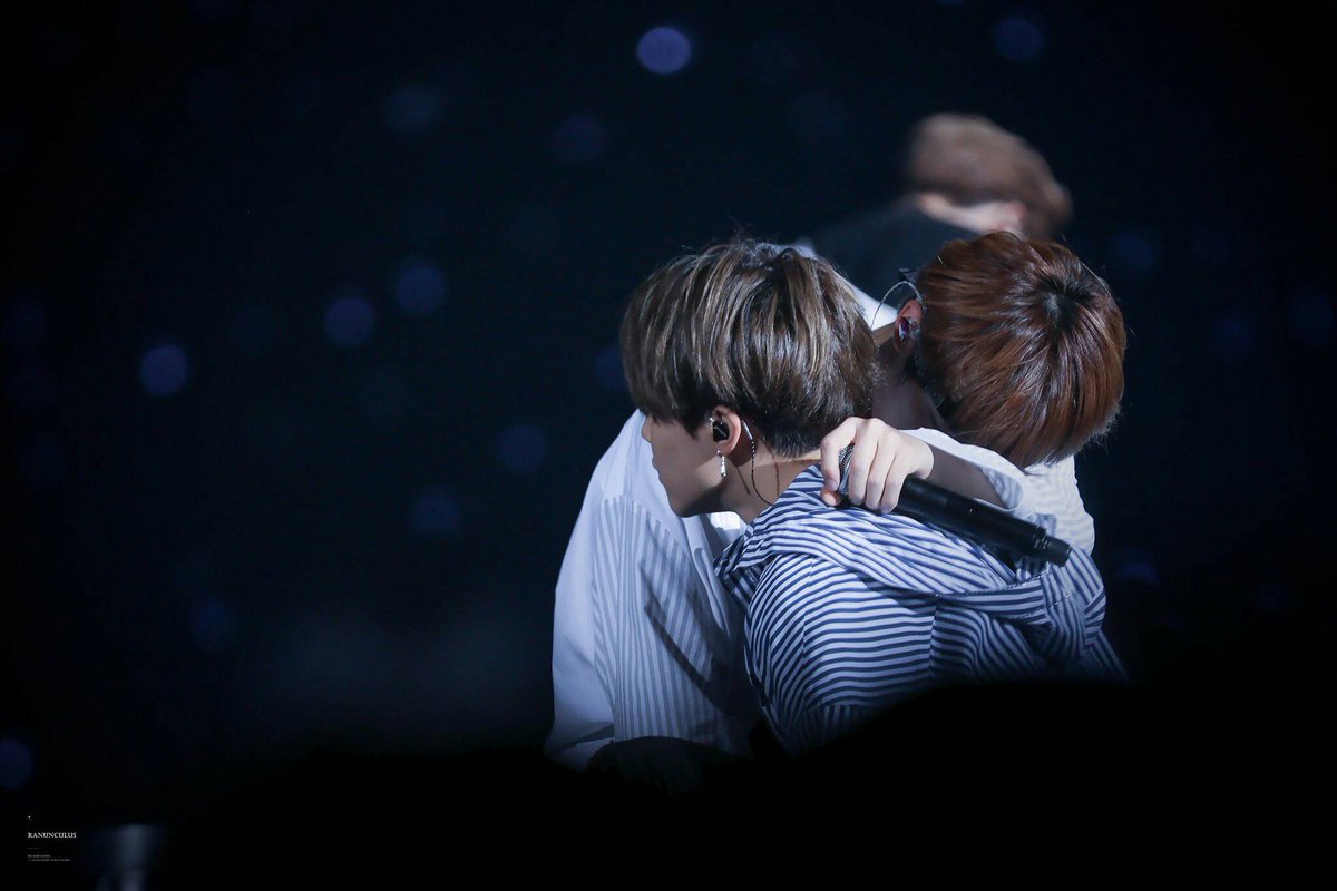 вигуки короткие. Bts art хосок и чонгук. бтс vkook art 18 +. бтс тэгуки. бтс чонгук и тэхен арт 18.