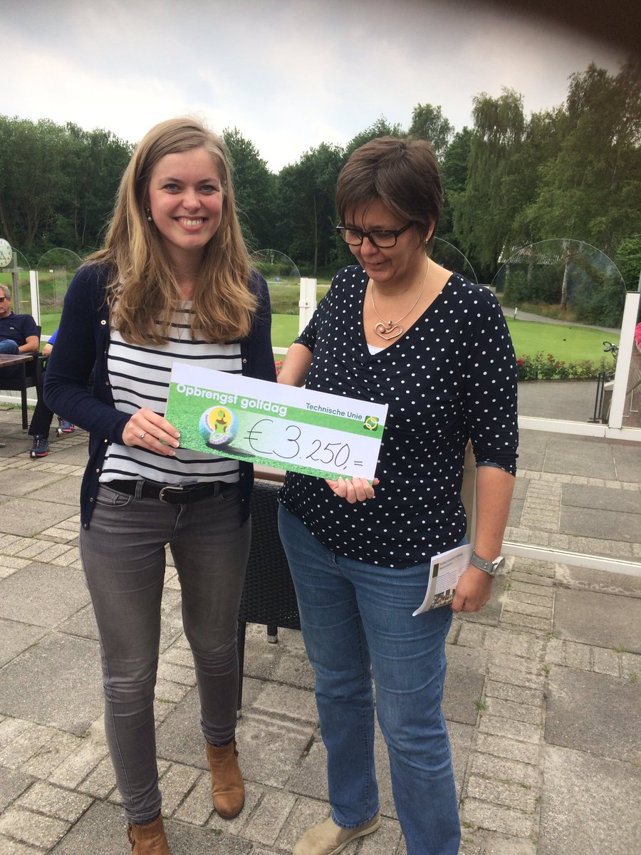 TUEmmen's tweet photo. De opbrengst die de golfdag heeft opgeleverd voor Stichting Immanuel in Salvelugu 👍🏻👍🏻Alle klanten en leveranciers dank voor jullie bijdrage https://t.co/lwVUAJT0Xc