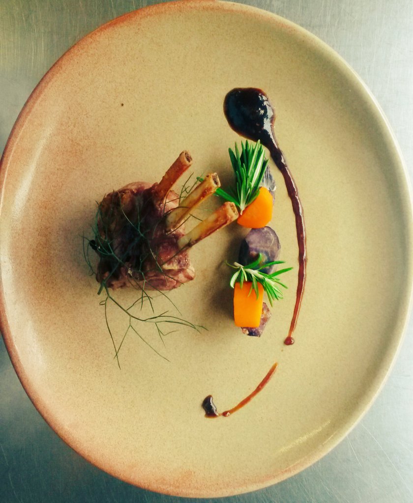 Rack of Kilmessan Lamb @StationHH @BoyneValleyFood <a href="/BallymakennyF/">Ballymakenny Farm®</a> @croitralee @baytreebistro <a href="/AllaneMaynard/">Allan Maynard</a> @CorriganSays @TheKitchenVixe1