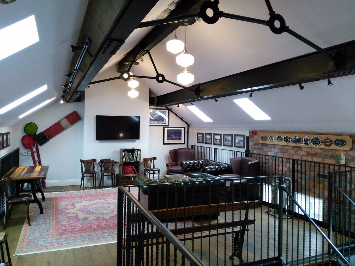 A good day with @ACoRPOffice <a href="/Pacer144/">Brian Barnsley</a> <a href="/airflyte60/">Martin Yallop</a> &amp; <a href="/ScapaFlow1916/">Ian Davis 🇬🇧🇦🇺🇮🇪🇲🇾 🤍💛💙</a> at <a href="/TheStationIrlam/">The Station - Irlam</a> Great place to stop off for tea &amp; cake!