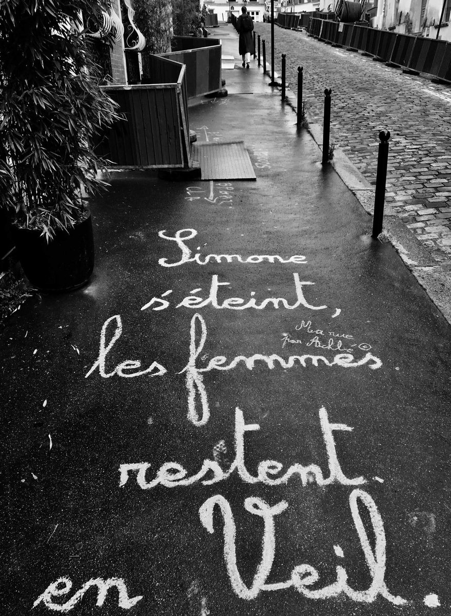 PhilippePLOMION's tweet image. Une grande dame est partie.