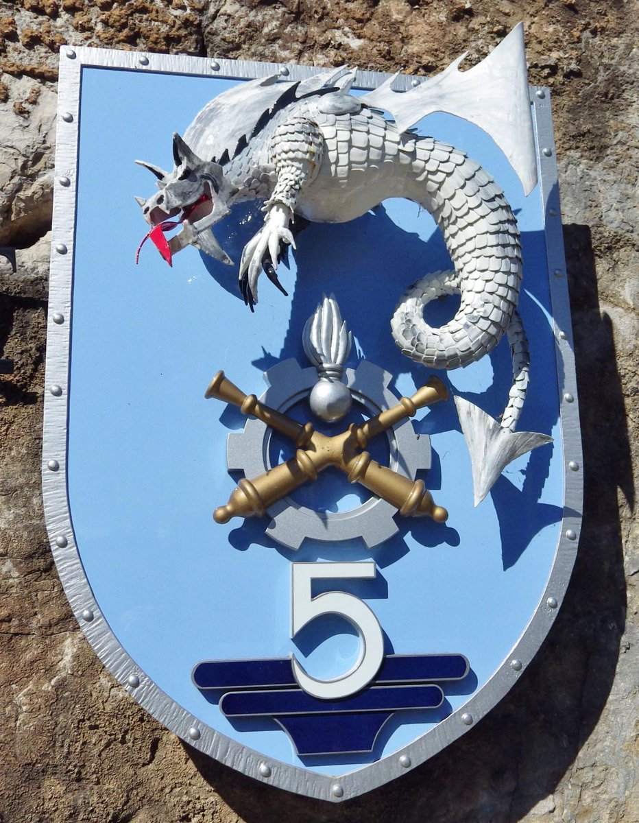 OpexNews's tweet image. La 5e Base de soutien du matériel de #Draguignan (BSMat) sera dissoute ce samedi varmatin.com/vie-locale/la-… #5eBSMat #Var #4eRMat