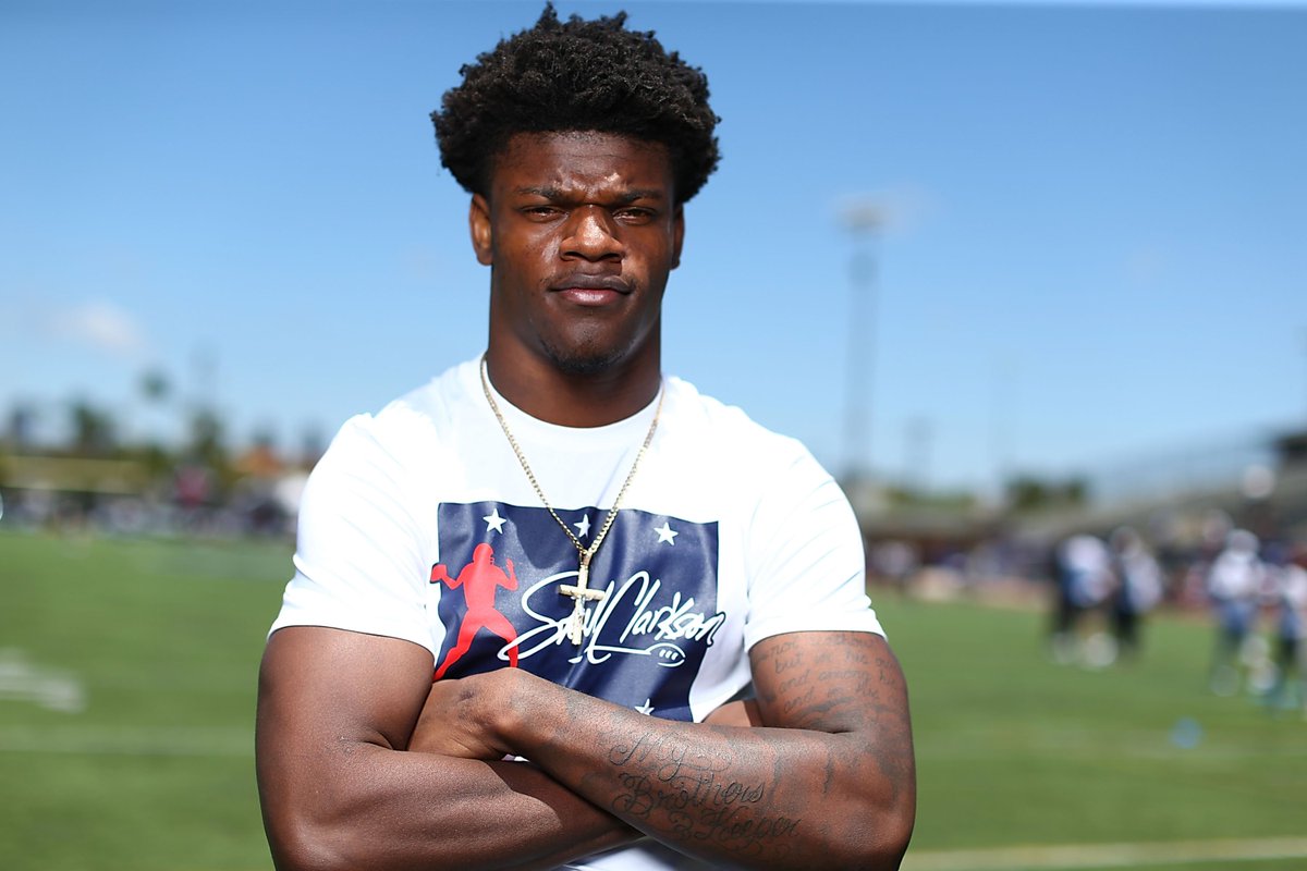 Jackson example. Ламар Джексон. Сайдар Джексон. Огунгбеми-Джексон. Альтонио Джексон {Altonio Jackson}.
