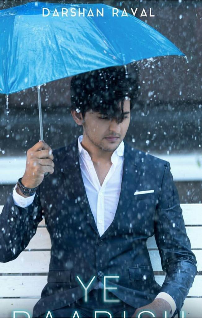Rutuja_dz's tweet image. @DarshanRavalDZ 
And you took my ❤ away 😌 
I just can't explain how perfect he is looking in a Rain 😭
#YeBaarish