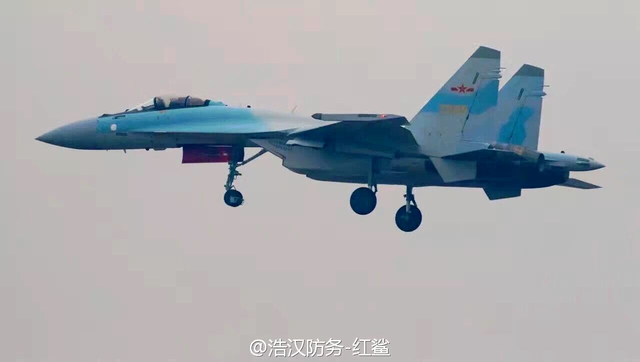 Rupprecht_A on Twitter: "Reportedly Chinese Su-35 on their way to China... real or faked? https://t.co/g29MMTsYNt" / Twitter